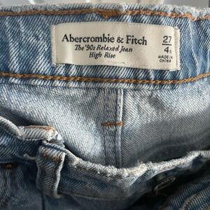 Abercrombie high rise 90s relaxed jean